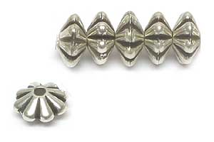 6mm Antique Silver Plasticized Metal Daisy