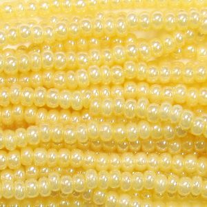 8/0 Czech Seed Bead, Ceylon Melon