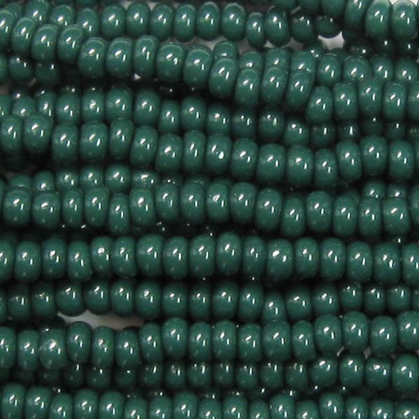 8/0 Czech Seed Bead, Opaque Hunter Green