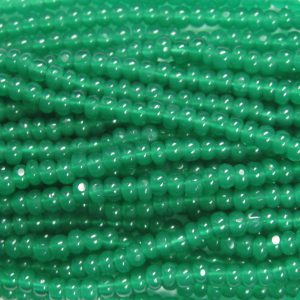 8/0 Czech Charlotte/True Cut Seed Bead, Waxy Green