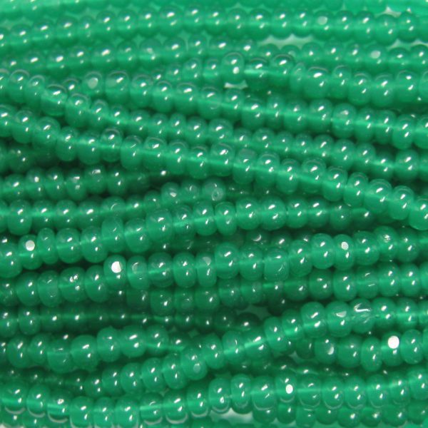 8/0 Czech Charlotte/True Cut Seed Bead, Waxy Green