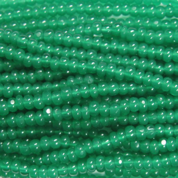 8/0 Czech Charlotte/True Cut Seed Bead, Waxy Green