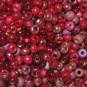 8/0 Czech Seed Bead, Maroon Mysterium Mix
