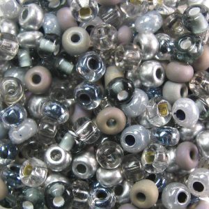 8/0 Czech Seed Bead, Opaque Rust Lumi – Garden of Beadin