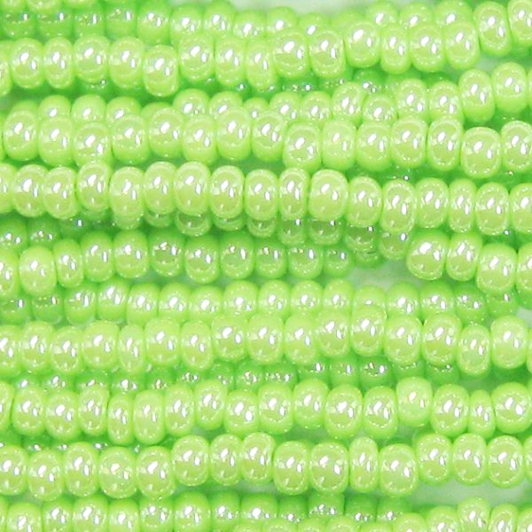 8/0 Czech Seed Bead, Opaque Light Green Luster