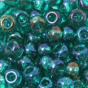 2/0 Czech Seed Bead Transparent Emerald Green AB