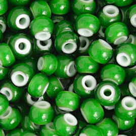 2/0 Czech Seed Bead Kelly Green White Heart