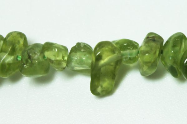 Peridot Semi-Precious Gemstone Bead Chips, 16" Strands