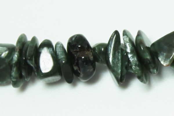 Seraphinite Chips, 8mm average size, 16"