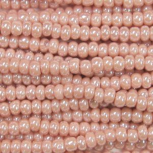 10/0 Czech Seed Bead, Opaque Cheyenne Pink Luster