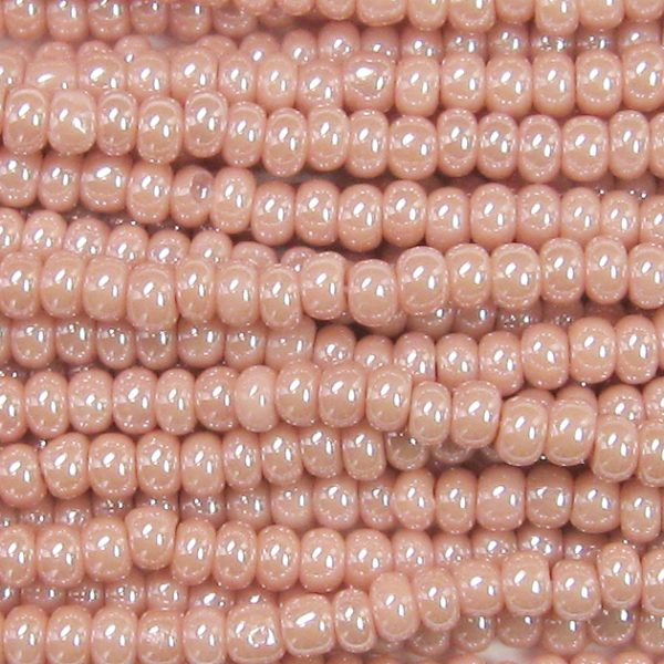 10/0 Czech Seed Bead, Opaque Cheyenne Pink Luster