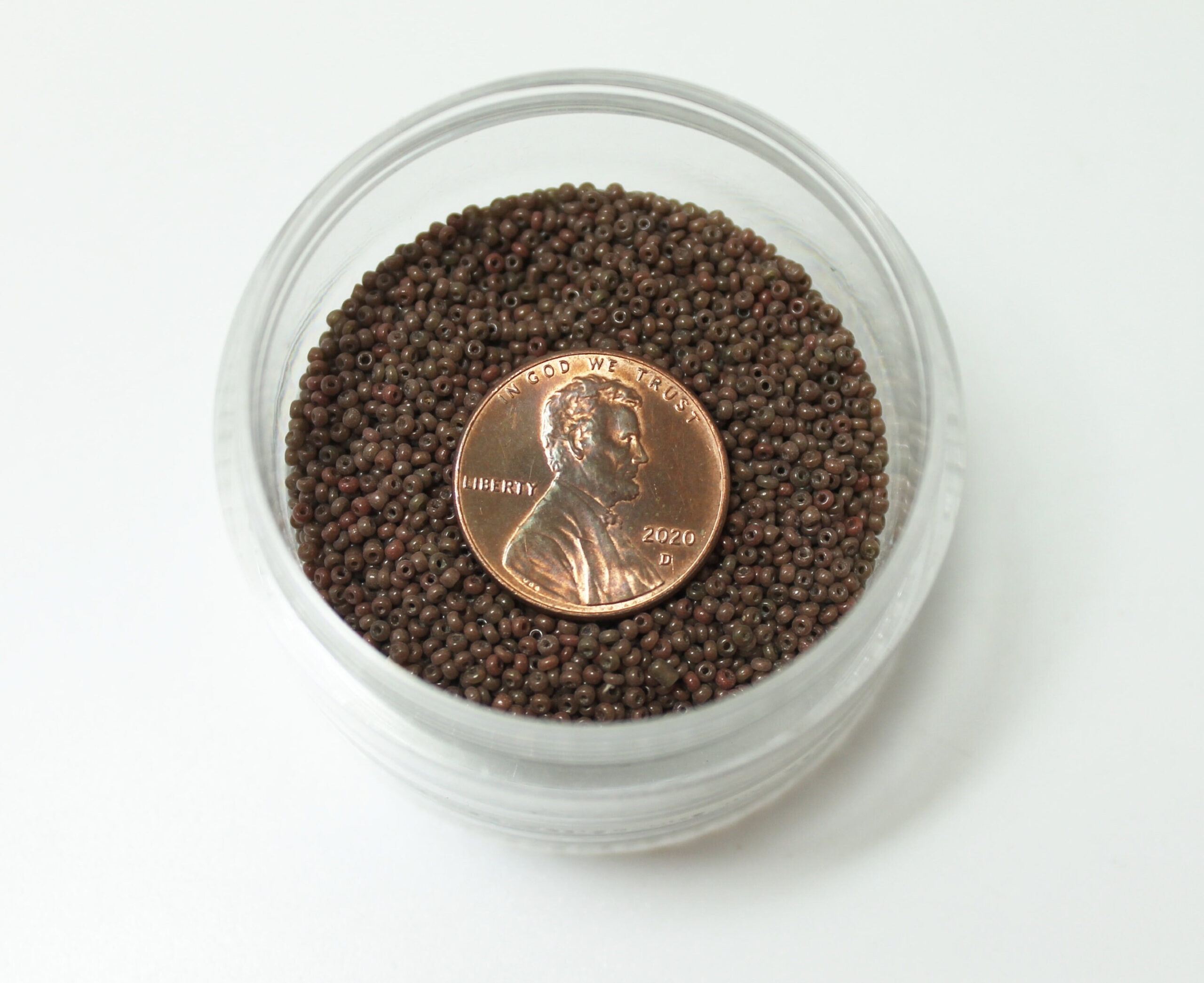 16/0 Vintage Micro Opaque Brown 15 grams