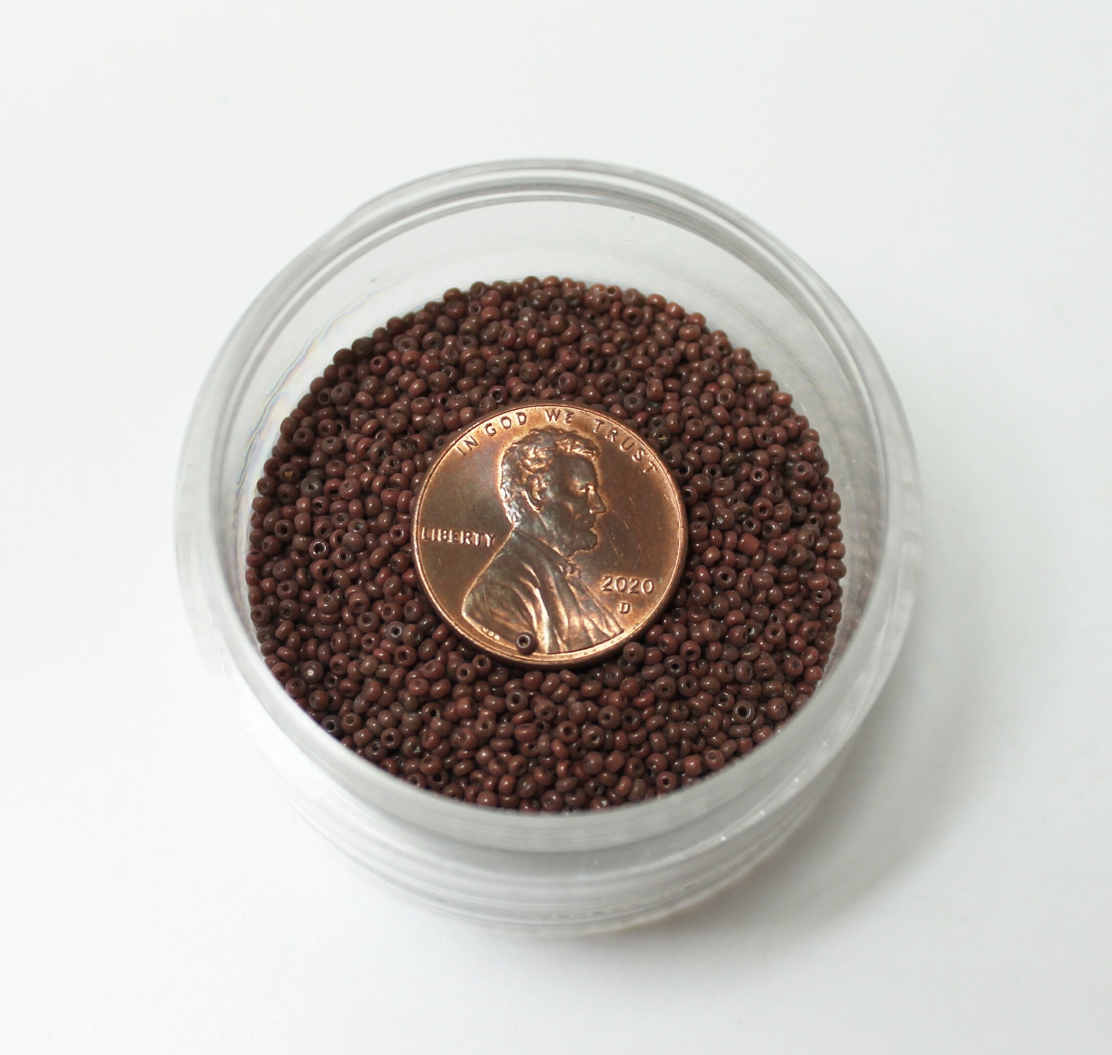 16/0 Vintage Micro Opaque Brick Brown 15 grams