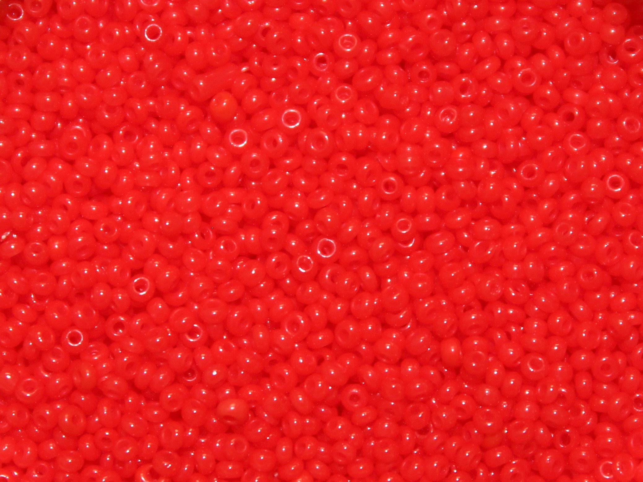 16/0 Vintage Micro Opaque Chinese Red 15 grams
