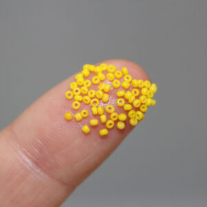 18/0 Vintage Micro Opaque Corn Yellow 15 grams