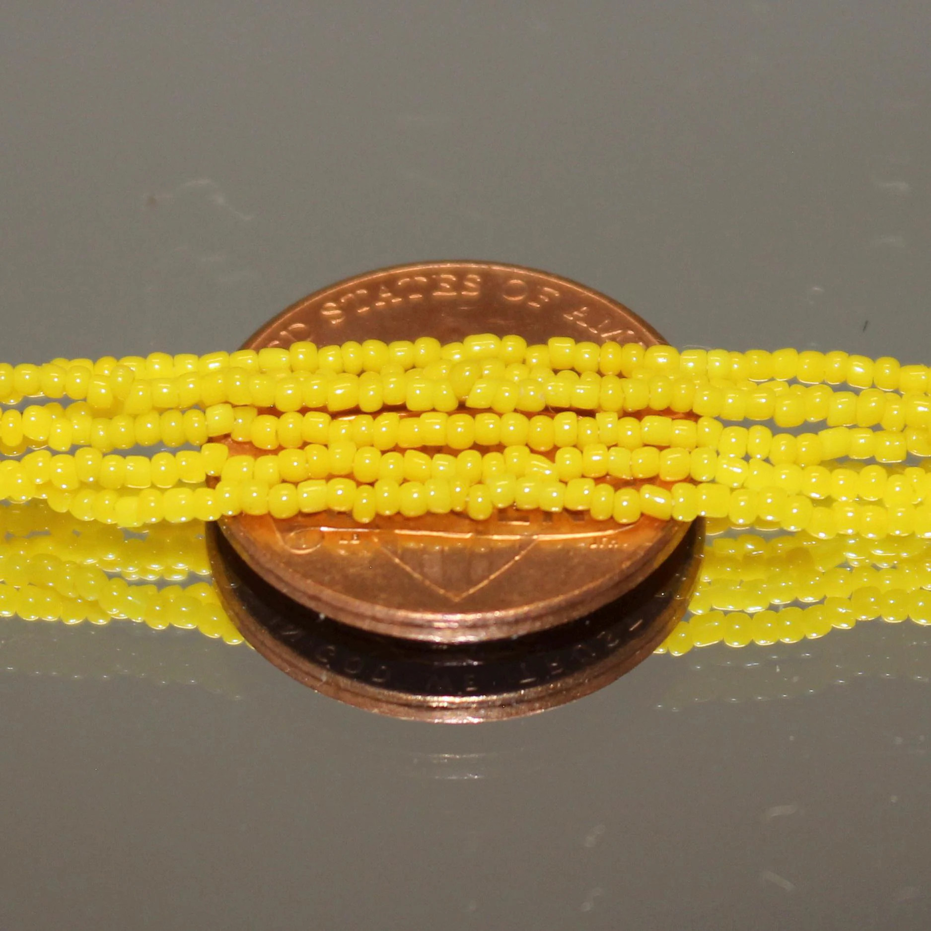 18/0 Vintage Micro Opaque Corn Yellow hank