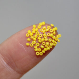 18/0 Vintage Micro Opaque Yellow 15 grams