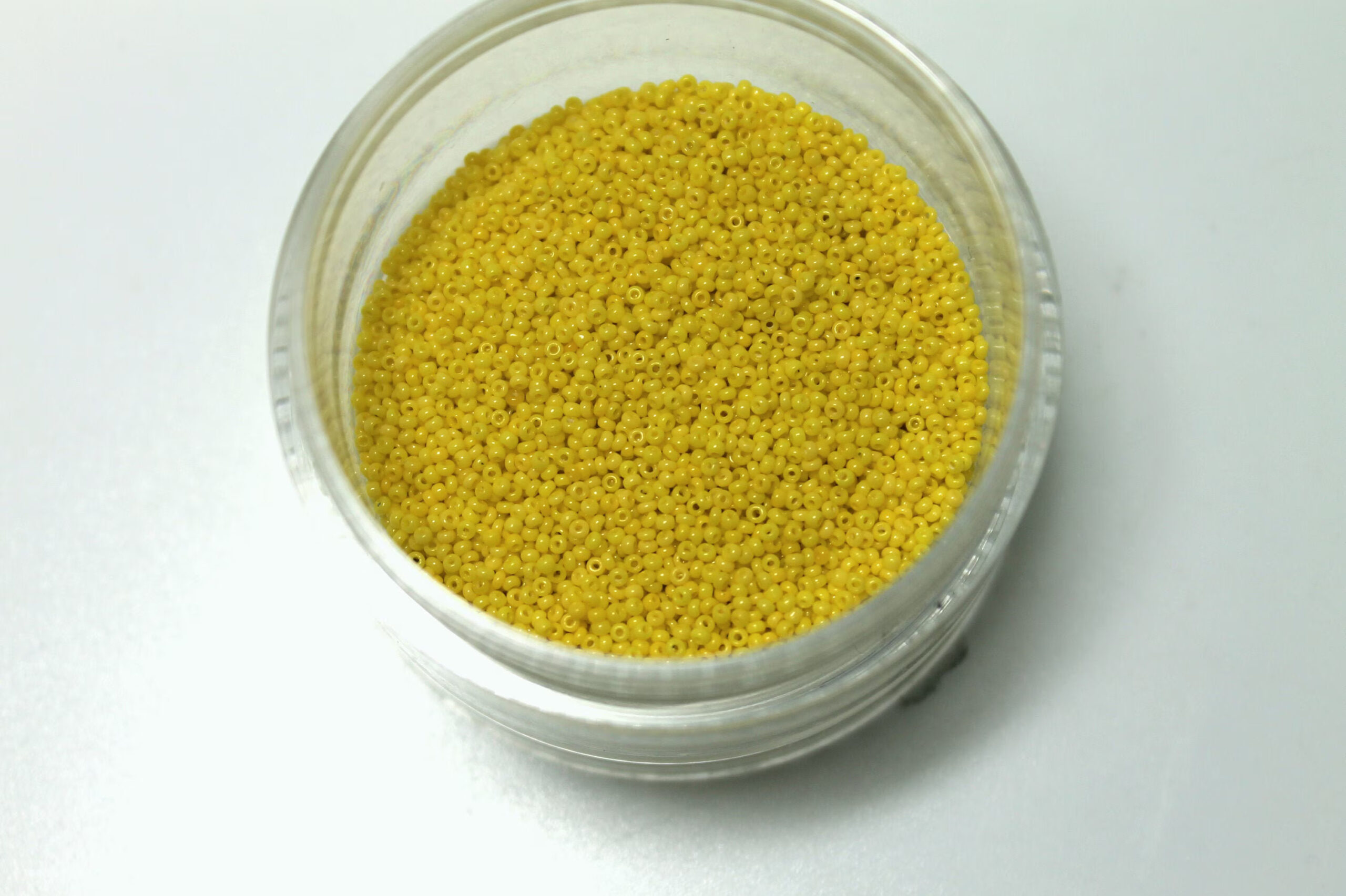 18/0 Vintage Micro Opaque Dark Yellow 15 grams