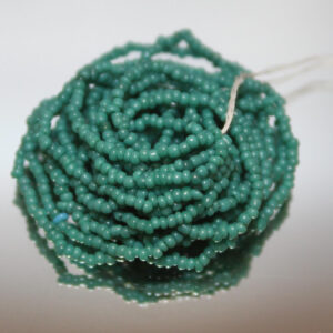 18/0 Vintage Micro Opaque Dark Green hank