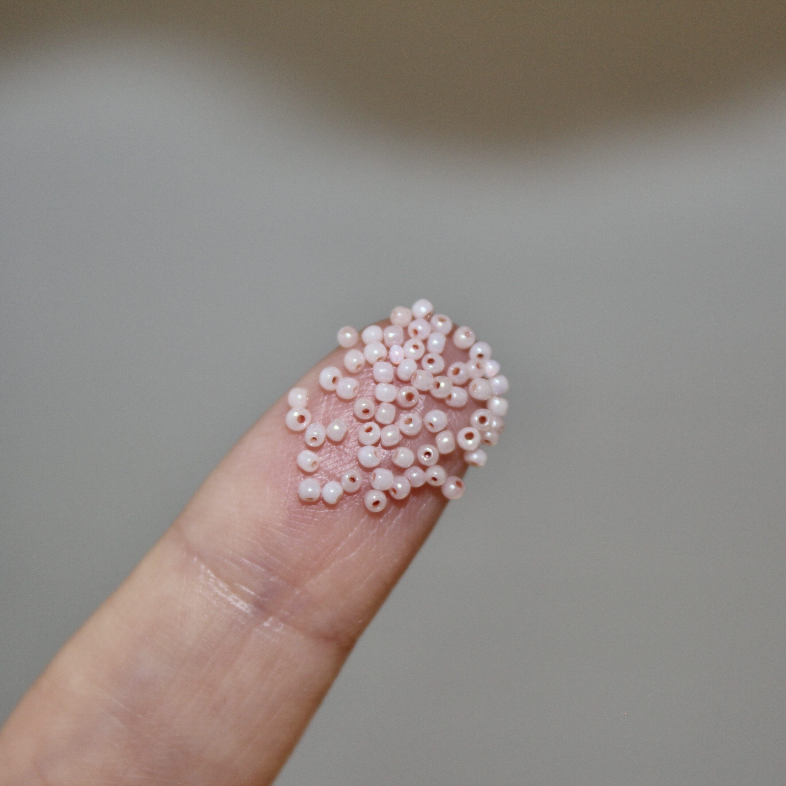 14/0 Vintage Micro Ceylon Rose Pink 5 grams