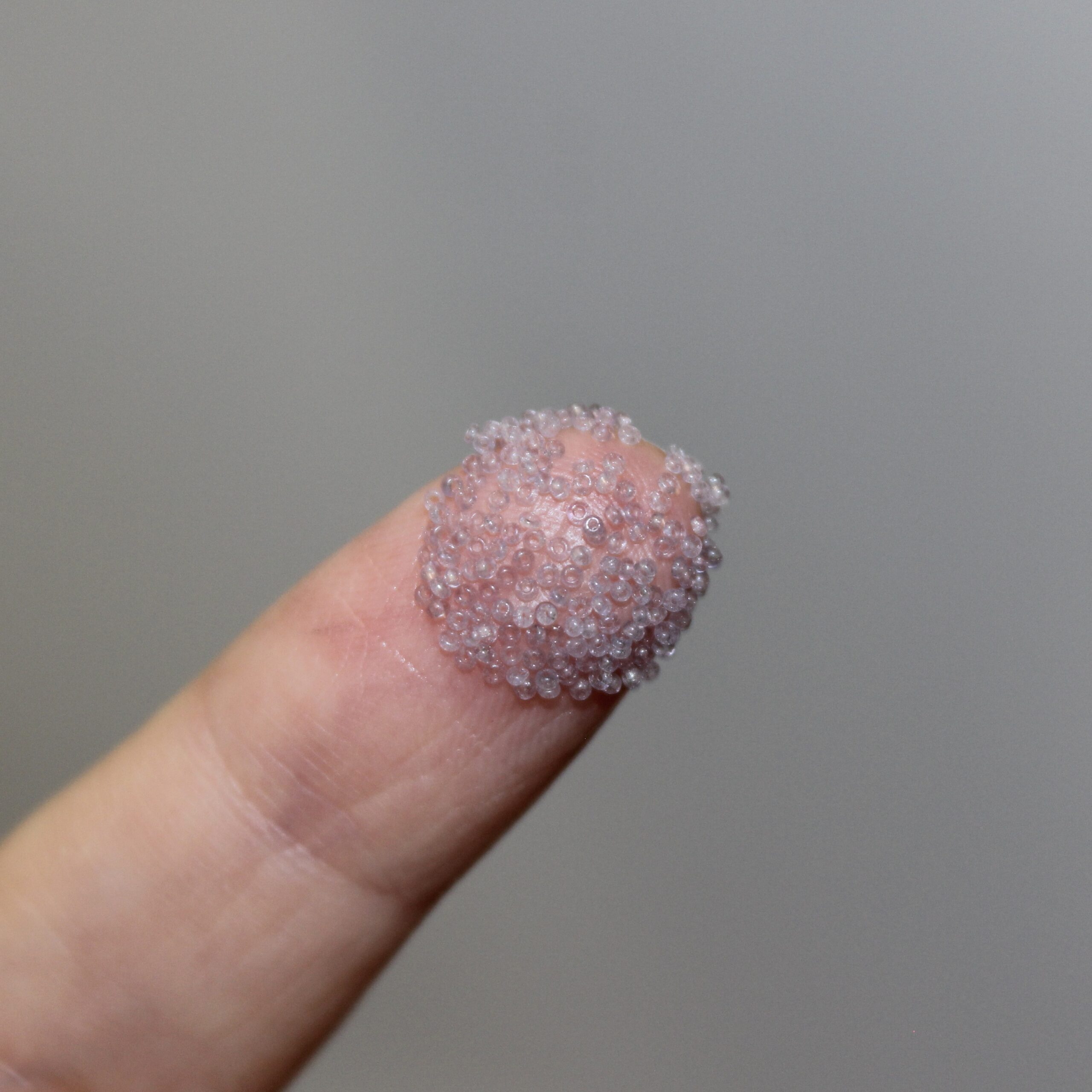 20/0 Vintage Micro Transparent Ultra Light Amethyst 5 grams