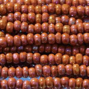 8/0 Charlotte Cut Opaque Brown AB Glass seed beads
